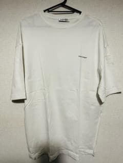 バレンシアガTシャツのサムネイル