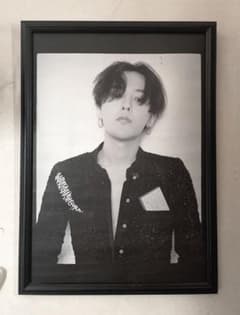 非売品CHANEL G-DRAGON ポスター 最終値下〗非売品CHANEL G-DRAGON ポスター - メルカリ