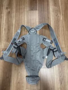 BABYBJORN ベビーキャリア Mini メッシュ グレーのサムネイル