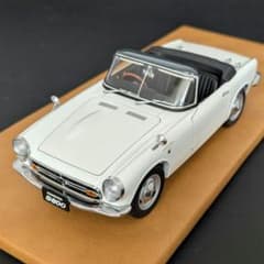 オートアート 1/18 HONDA S800 ホワイト - メルカリ