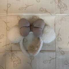 ディズニー カチューシャ ボア ベージュのサムネイル