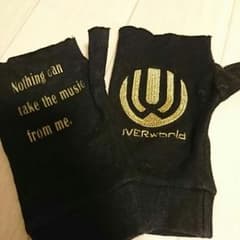 UVERworld グローブのサムネイル
