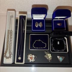 [遺品整理・生前整理品]ネックレス、ブローチ、イヤリング、ブレスレット、指輪のサムネイル