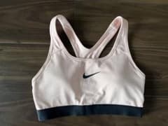 NIKE ナイキ　スポーツブラ Mサイズ