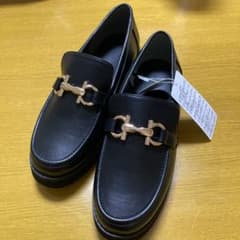 【GLOBAL WORK】新品　未使用　エアかる厚底ローファーのサムネイル