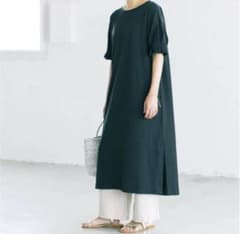 美品！袖口タックのワンマイルワンピースのサムネイル