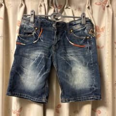 デニムショートパンツ 刺繍デザインのサムネイル