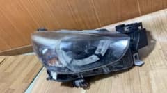 デミオ DJ3FS 右 ヘッドライト 純正 マツダ DEMIO 右側 デミオ DJ3FS 右 ヘッドライト 純正 マツダ DEMIO 右側 - メルカリ