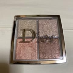 Dior ディオール バックステージ フェイスグロウ002 (難あり)のサムネイル