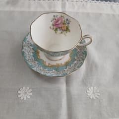 Royal Albert Enchantment カップ＆ソーサーのサムネイル