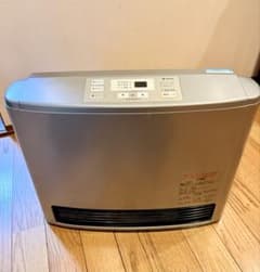 ガスファンヒーター デジタル表示 シルバー - メルカリ