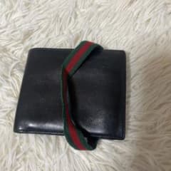 グッチ GUCCI 二つ折り財布 レザー ブラック 黒 シェリーライン - メルカリ