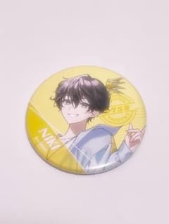 女子研究大学 ニキ 缶バッチ - メルカリ