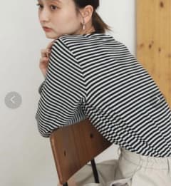 クルーネックボーダーリンガーTシャツのサムネイル