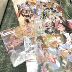 一番くじ NIKKE H賞 クリアポスター 5点セット まとめ売り - メルカリ