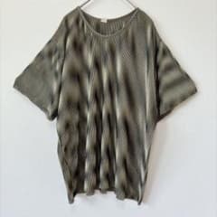 No-brand, oversized crew neck, short-sleeved, striped top, size 3L