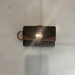 MICHAEL KORS キーケース ブラウンのサムネイル
