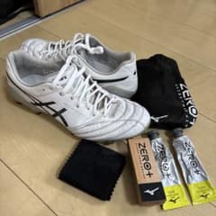 asics サッカーシューズ スパイク ホワイトのサムネイル