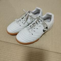 21cm 室内用フットサルシューズ ホワイトのサムネイル