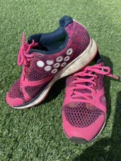 スボルメのランニングシューズのサムネイル