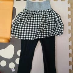 スカッツ美品♪のサムネイル