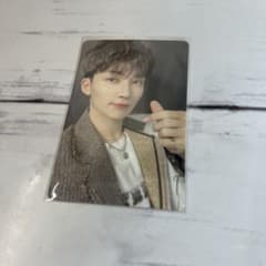 SEVENTEEN 舞い落ちる花びら ジョンハン トレカ - メルカリ