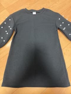 SHEIN 両袖パール 黒ワンピース　4Yのサムネイル