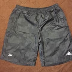 adidas ズボンのサムネイル