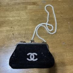 CHANEL ビーズクラッチバッグ 黒 断捨離 お値下けうかがいます。 CHANEL ビーズクラッチバッグ 黒 断捨離 お値下けうかがいます
