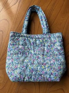 花柄 キルティング トートバッグのサムネイル
