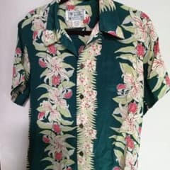 アロハシャツ【ハワイのアロハシャツ専門店】100%シルクのサムネイル
