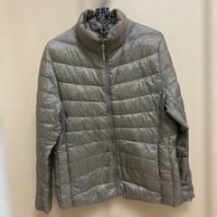 UNIQLOユニクロ ウルトラライトダウンジャケットジップアップ収納袋付き XL