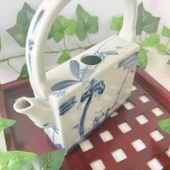Thumbnail of 藍染の夏風景が涼やかに映える 横長デザインのモダン酒器