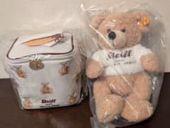 ジェラートピケとSteiffのコラボ　ぬいぐるみ　総柄バニティポーチ ジェラートピケとSteiffのコラボ ぬいぐるみ 総柄バニティポーチ