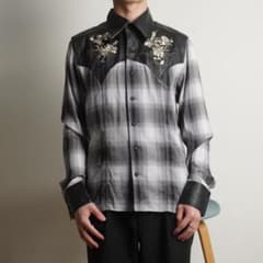 Roen チェック柄 鹿革レザー切替シャツ スカル刺繍 グレー/FZ52 Roen チェック柄 鹿革レザー切替シャツ スカル刺繍 グレー/FZ52 - メルカリ
