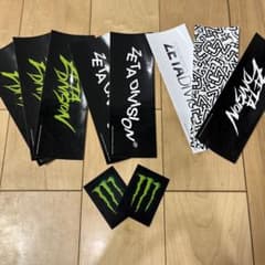 モンスターステッカーのサムネイル