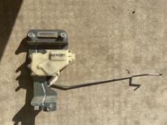 ホンダ バモス HM1 リアゲート ドアロックアクチュエーターのサムネイル