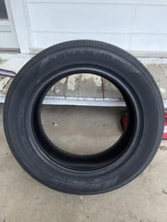 225/55 R17 Yokohama ADVAN dB V552のサムネイル