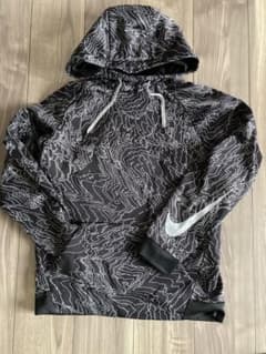 レディースでも⭐︎ NIKE ドライフィットパーカーのサムネイル