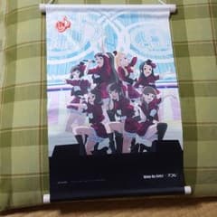 wug タペストリー　i-1 clubのサムネイル