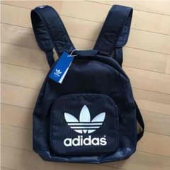 ちびたろう様専用★(新品)adidas リュックのサムネイル