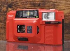 フイルムカメラ　RICOH FF-3DAF SUPER 希少レッドのサムネイル