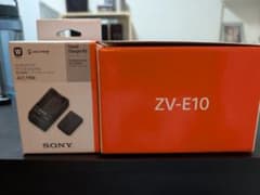 SONY ZV-E10Y ダブルズームキット + アクセサリーキット - メルカリ