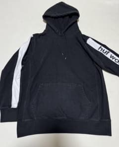 HUF ブラックパーカー　Lサイズのサムネイル