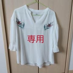 専用☆グレイル シアー 刺繍 ブラウスのサムネイル