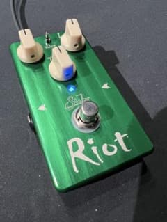 Suhr riot green limited 限定モデル　正規輸入品 Suhr riot green limited 限定モデル 正規輸入品 - メルカリ