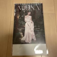 堀未央奈 カレンダーのサムネイル