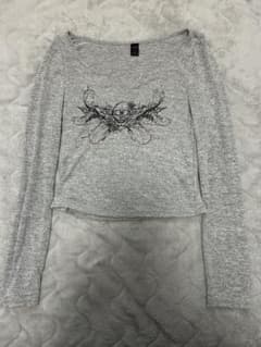 スカルプリント グレー長袖Tシャツのサムネイル