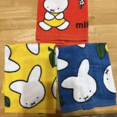 ぽてとがすき様 ミッフィー 70周年　しまむら　ハンドタオル5枚のサムネイル