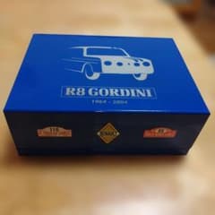 激レア】Renault R8 Gordini 3台セット - メルカリ